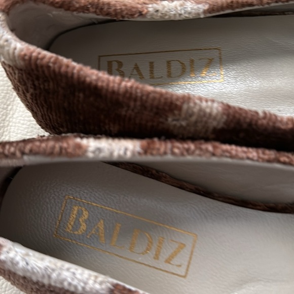 BALDIZ Brown Polka Dot Flats New! - Picture 6 of 9